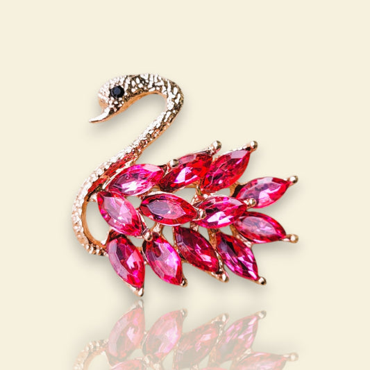 broche luxe Odette, une broche gracieuse pour vêtement de femme