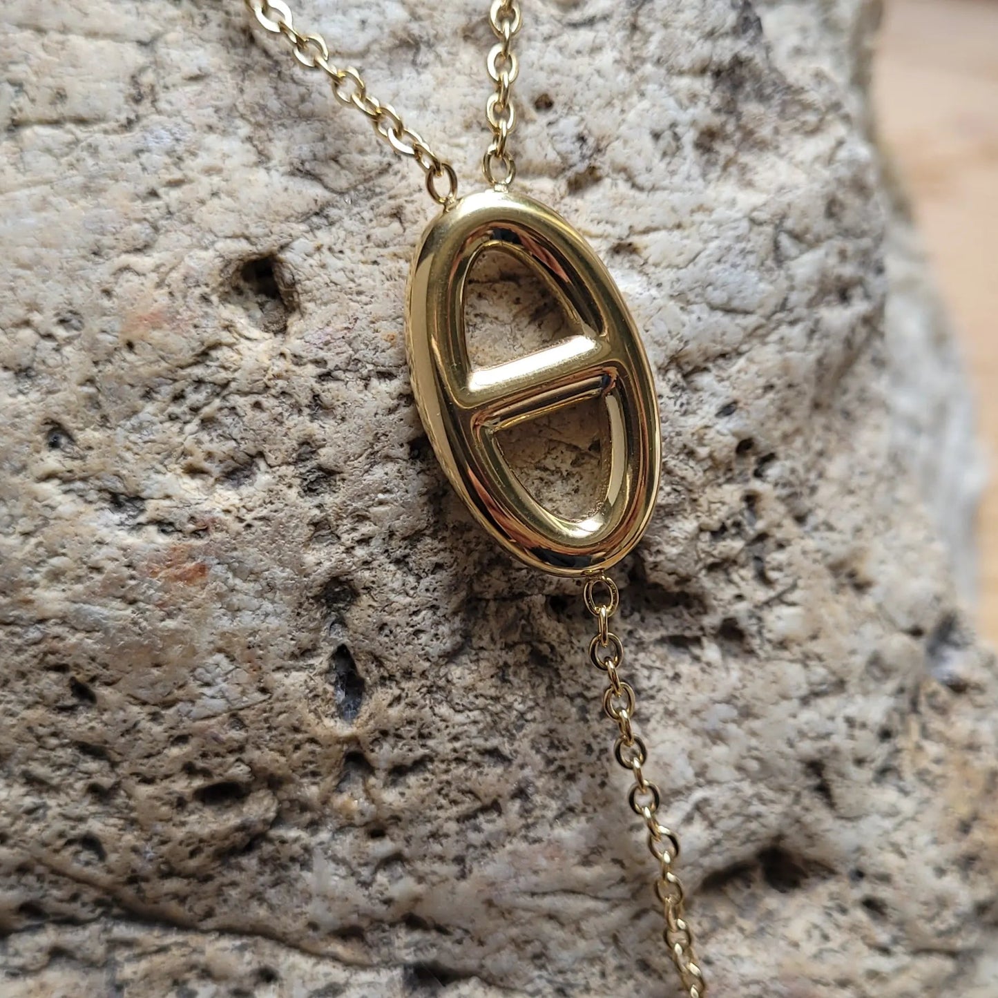 collier Azura, un sautoir fantaisie à la maille marine en acier inoxydable