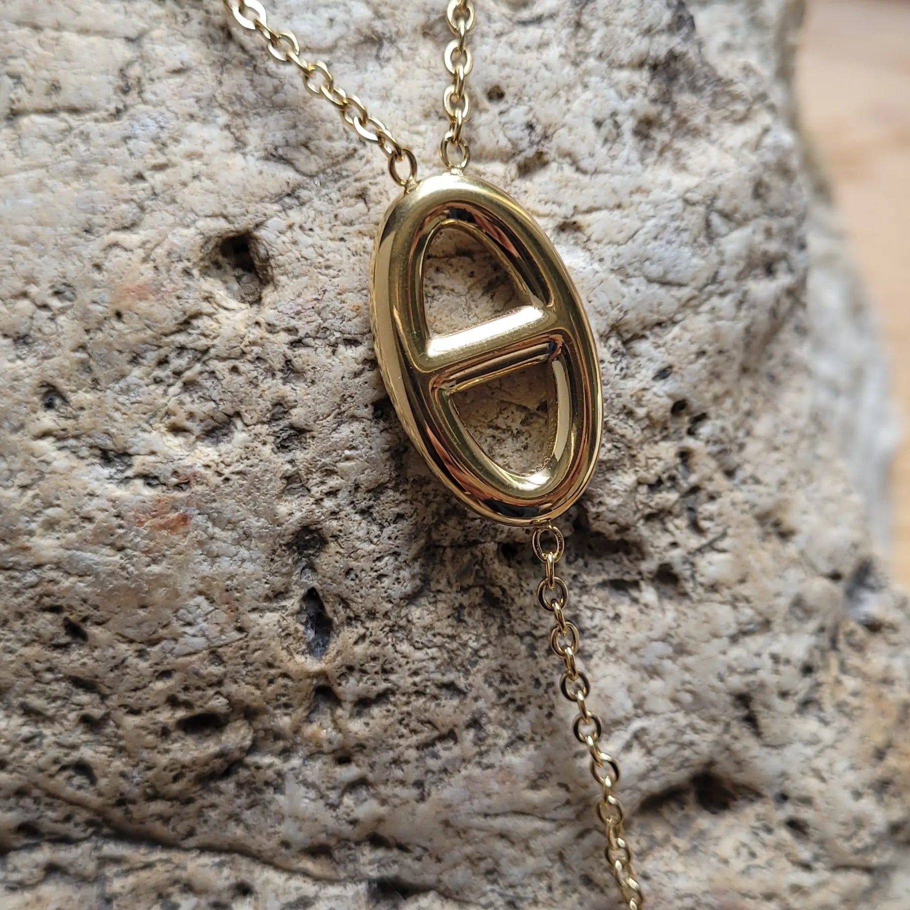 collier Azura, un sautoir fantaisie à la maille marine en acier inoxydable