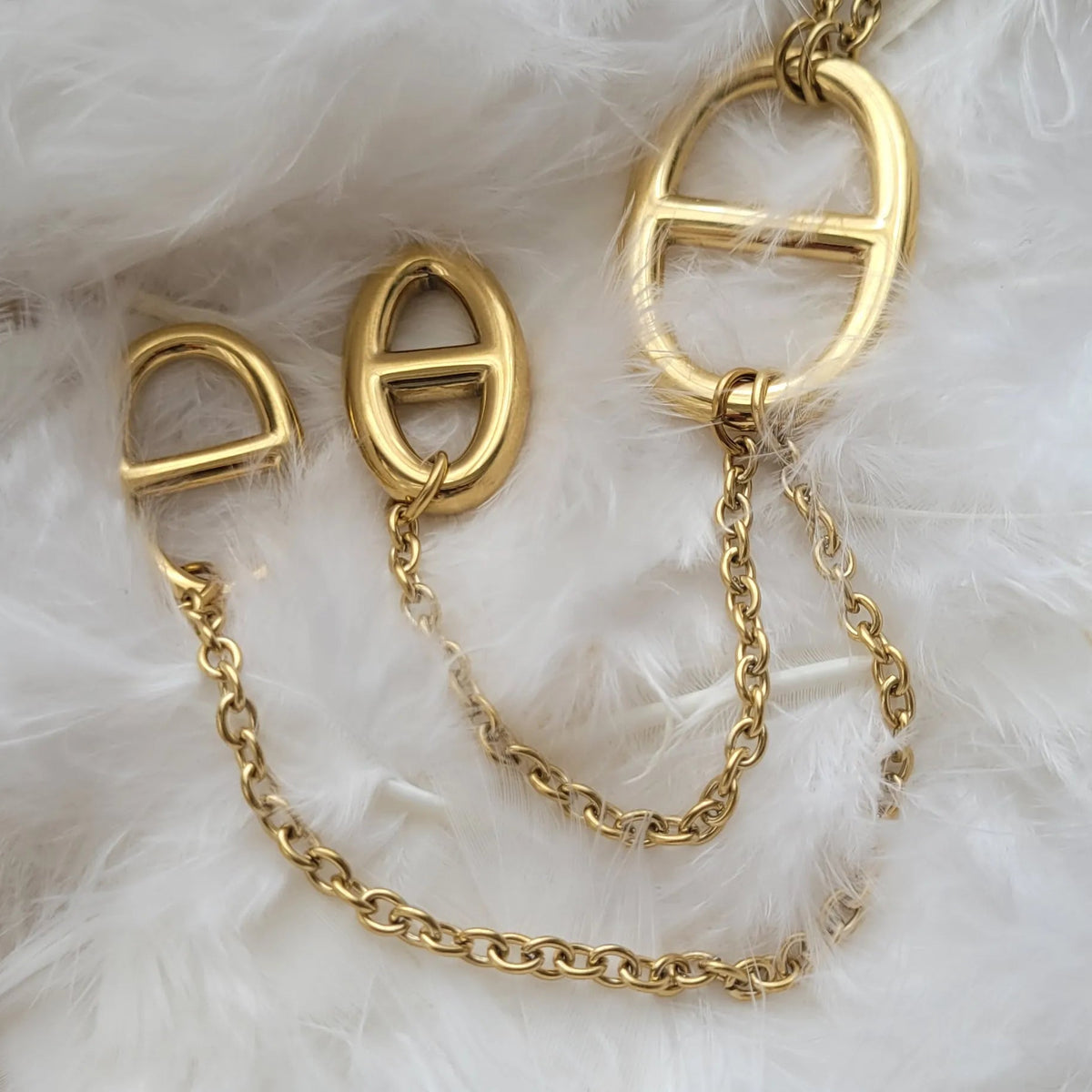 collier Naya, un long collier à la maille marine iconique