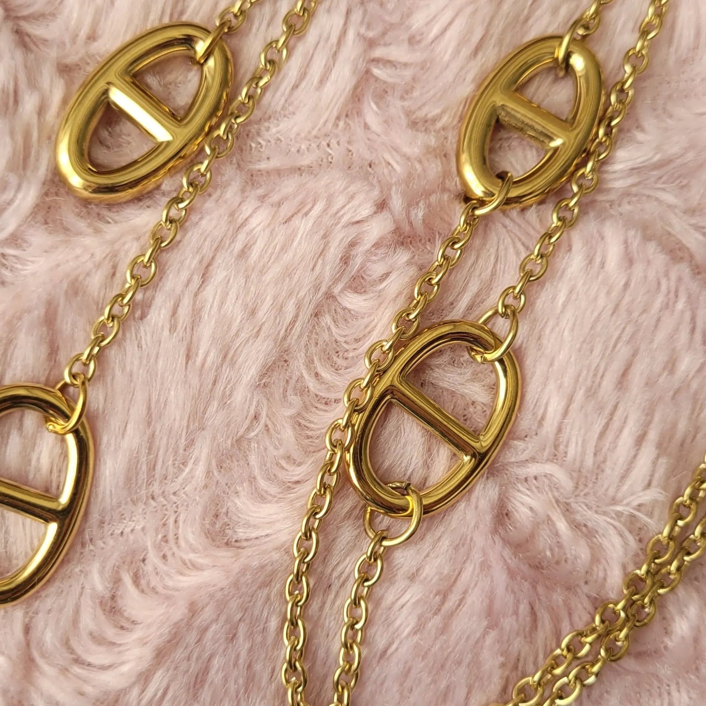 collier Naya, un sautoir fantaisie à la maille marine iconique