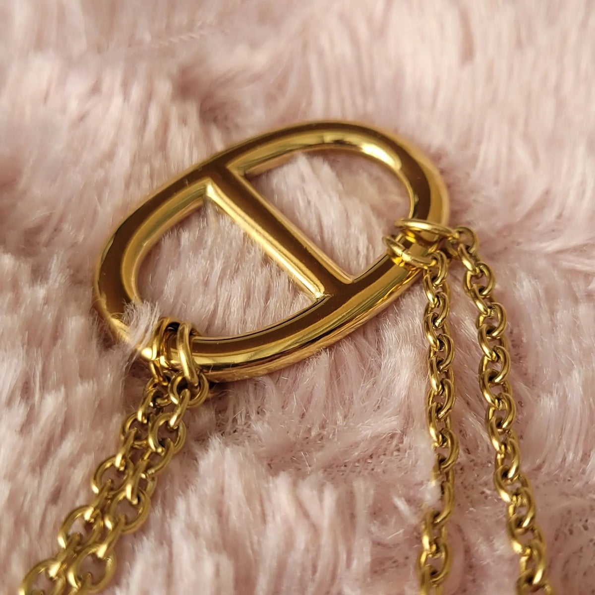 collier Naya, un sautoir fantaisie à la maille marine tendance