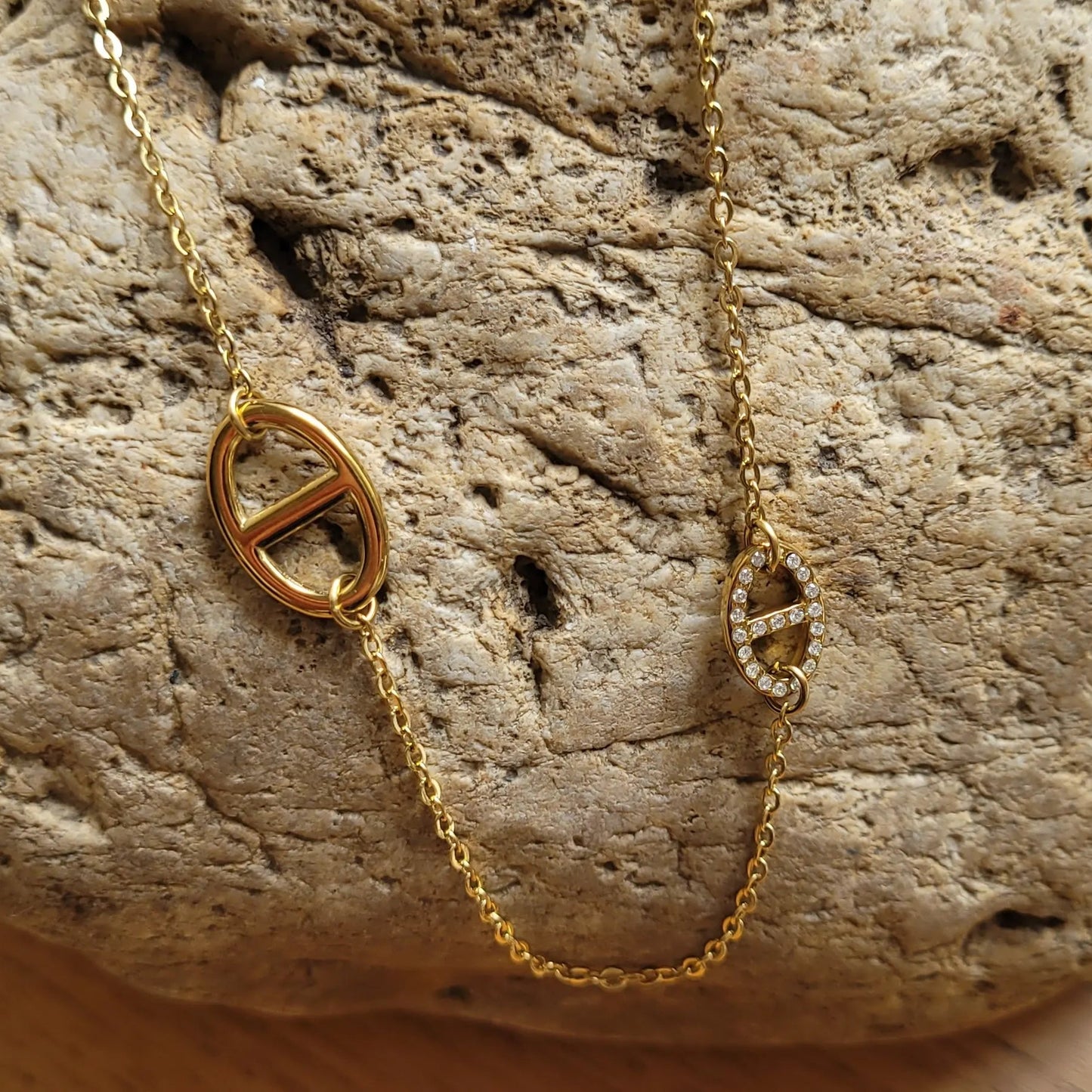 collier Nerea, un sautoir fantaisie à la maille marine en acier inoxydable
