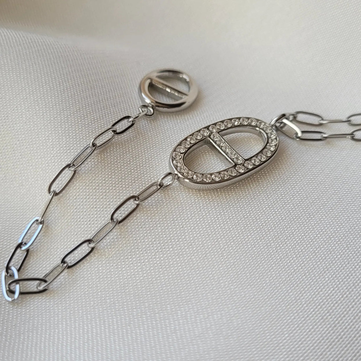 collier Thaléa, un long collier à la maille marine argentée