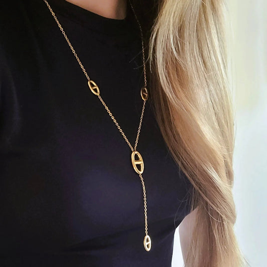 colliers Azura, des bijoux avec des breloques en maille marine