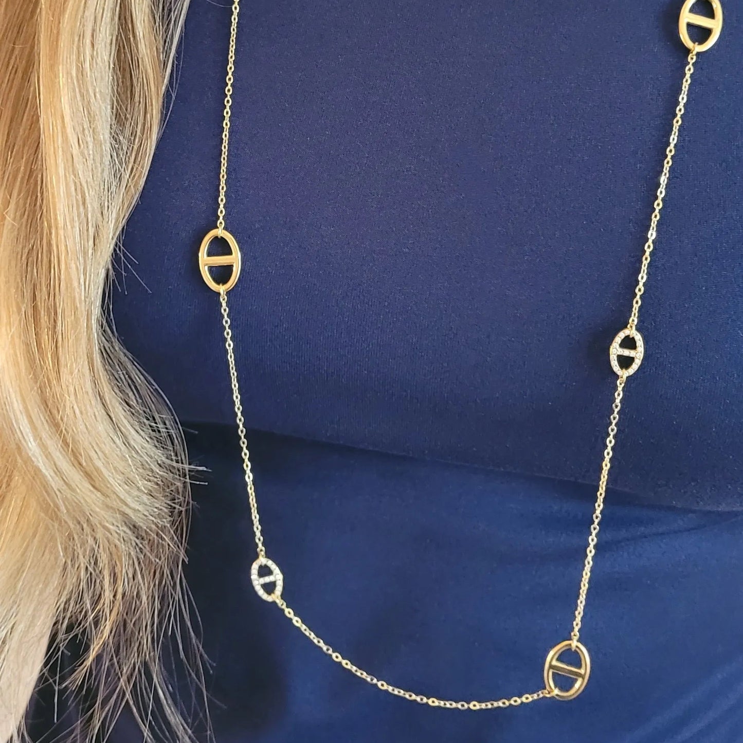 colliers Nerea, des bijoux en acier inoxydable à la maille marine 