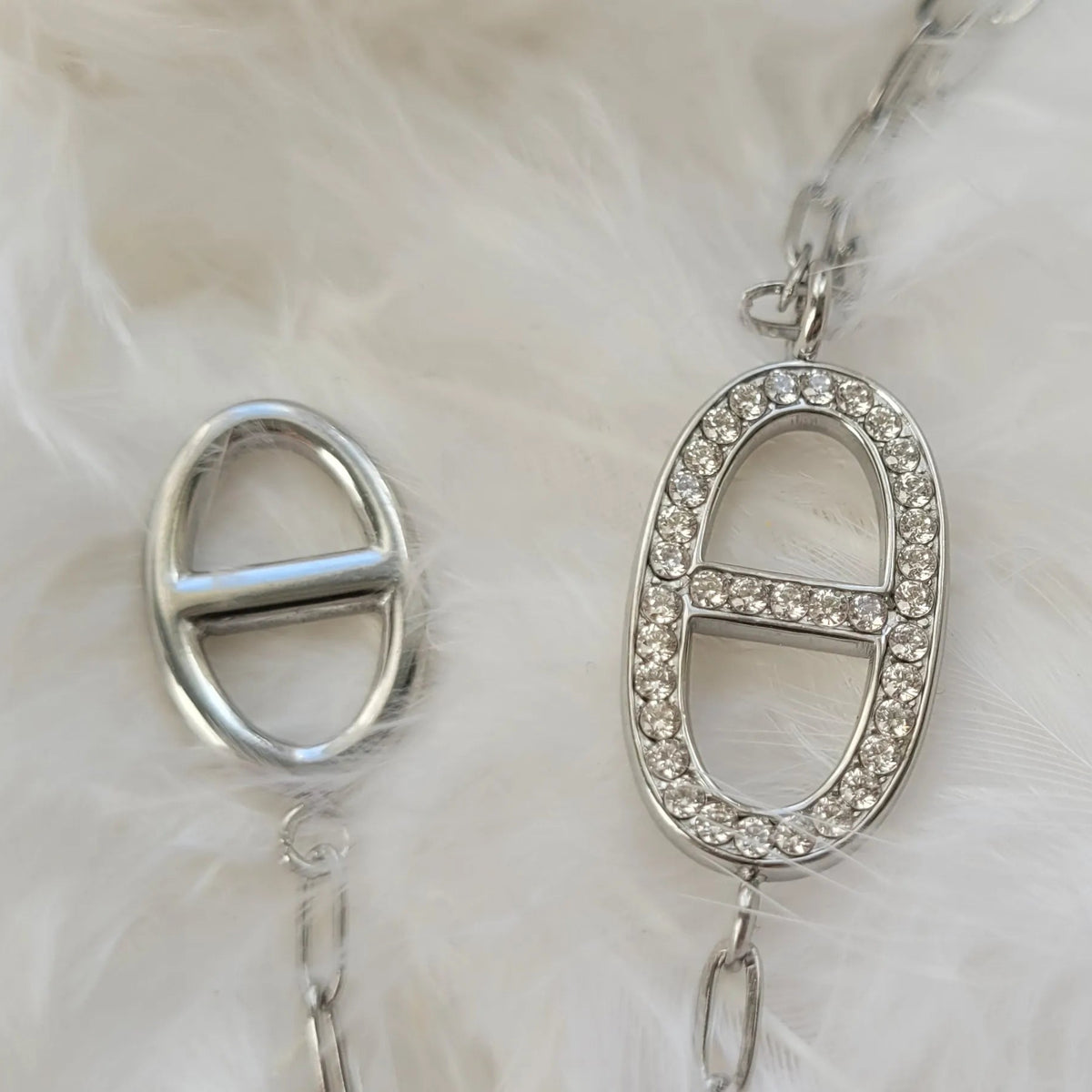colliers Thalea, des bijoux argentés à la maille marine 