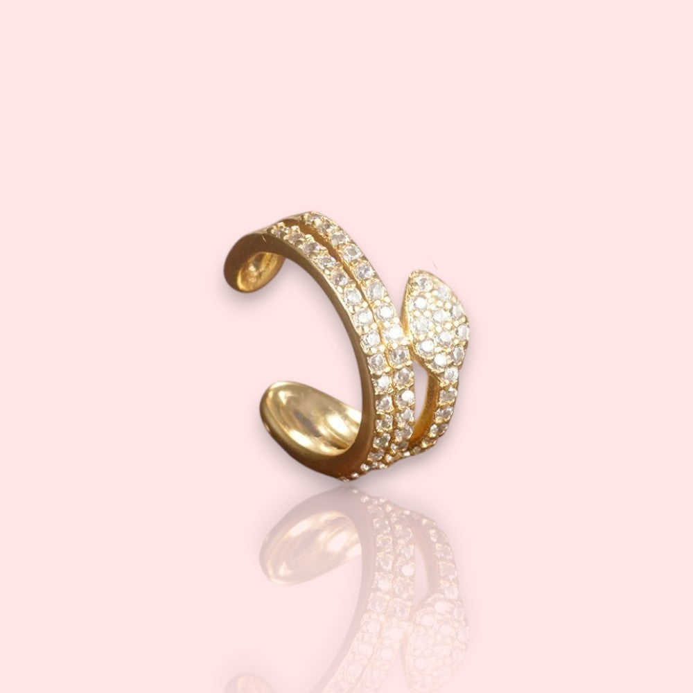 earcuff doré en forme de serpent Nagari en acier inoxydable, un faux piercing tendance en 2025