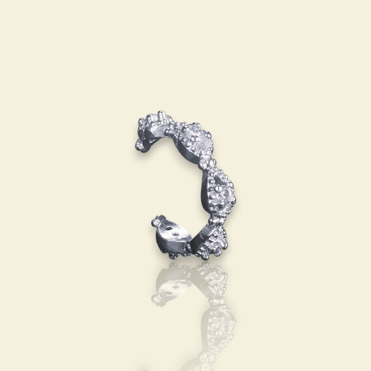 earcuff argenté Auréza, un faux piercing tendance