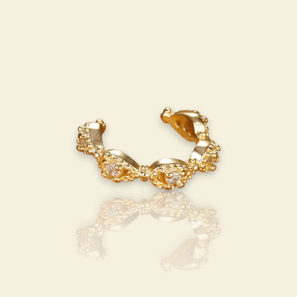 earcuff doré Auréza, un faux piercing pour des oreilles non percées