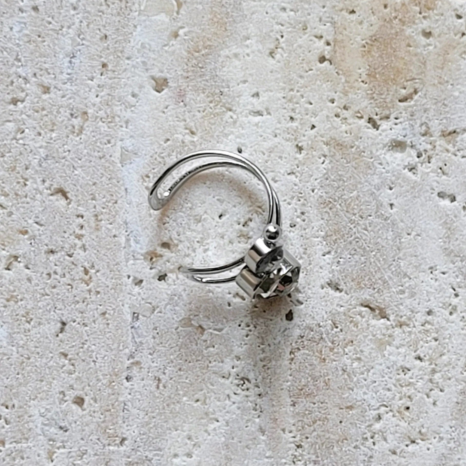 ear cuff Kara argenté, bague d’oreille sans perçage en acier inoxydable