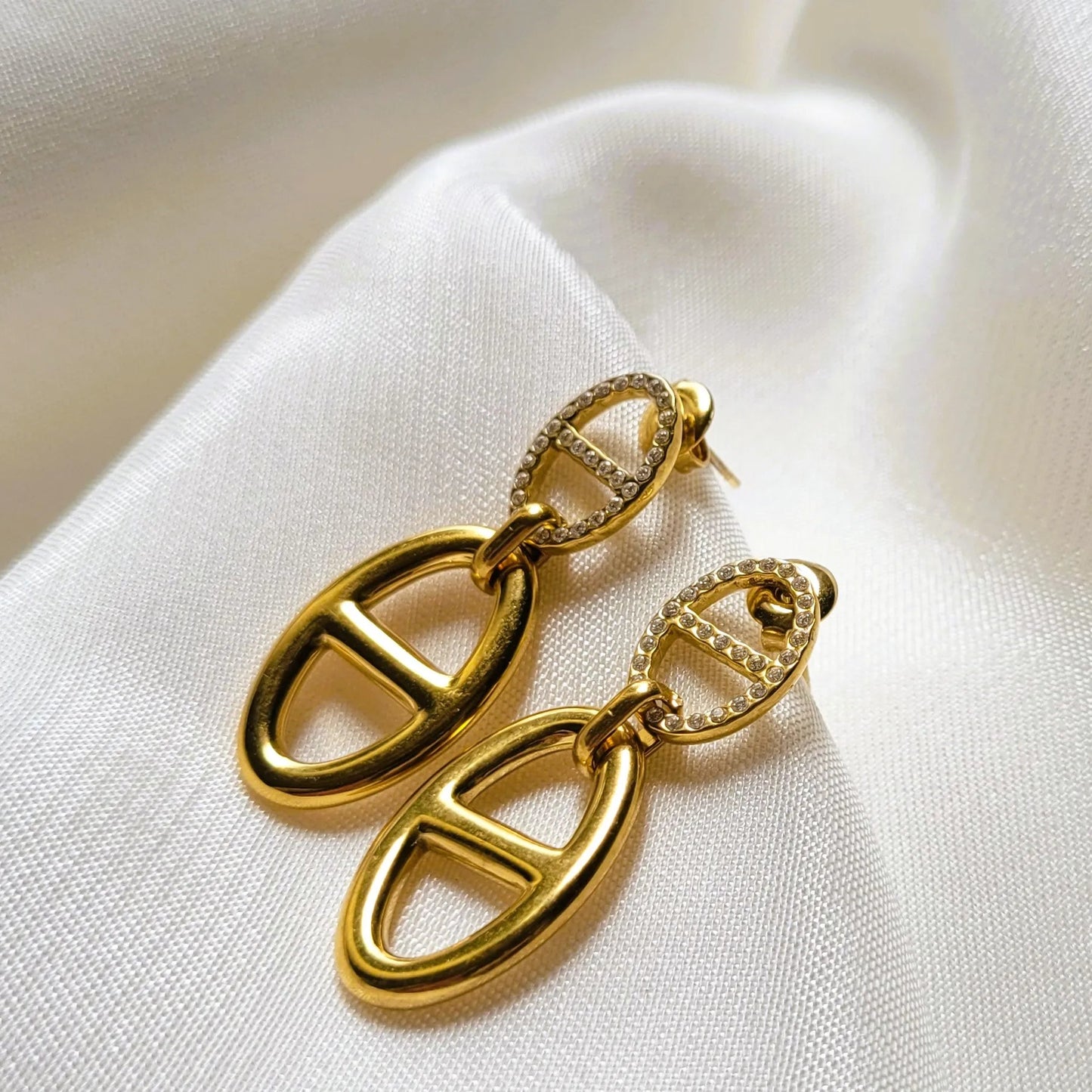 Galatée maille marine, des boucles d’oreilles tendance pour adolescentes