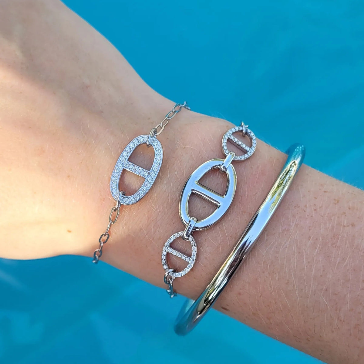 jonc femme Pretty Fine argenté, un bracelet rigide épuré
