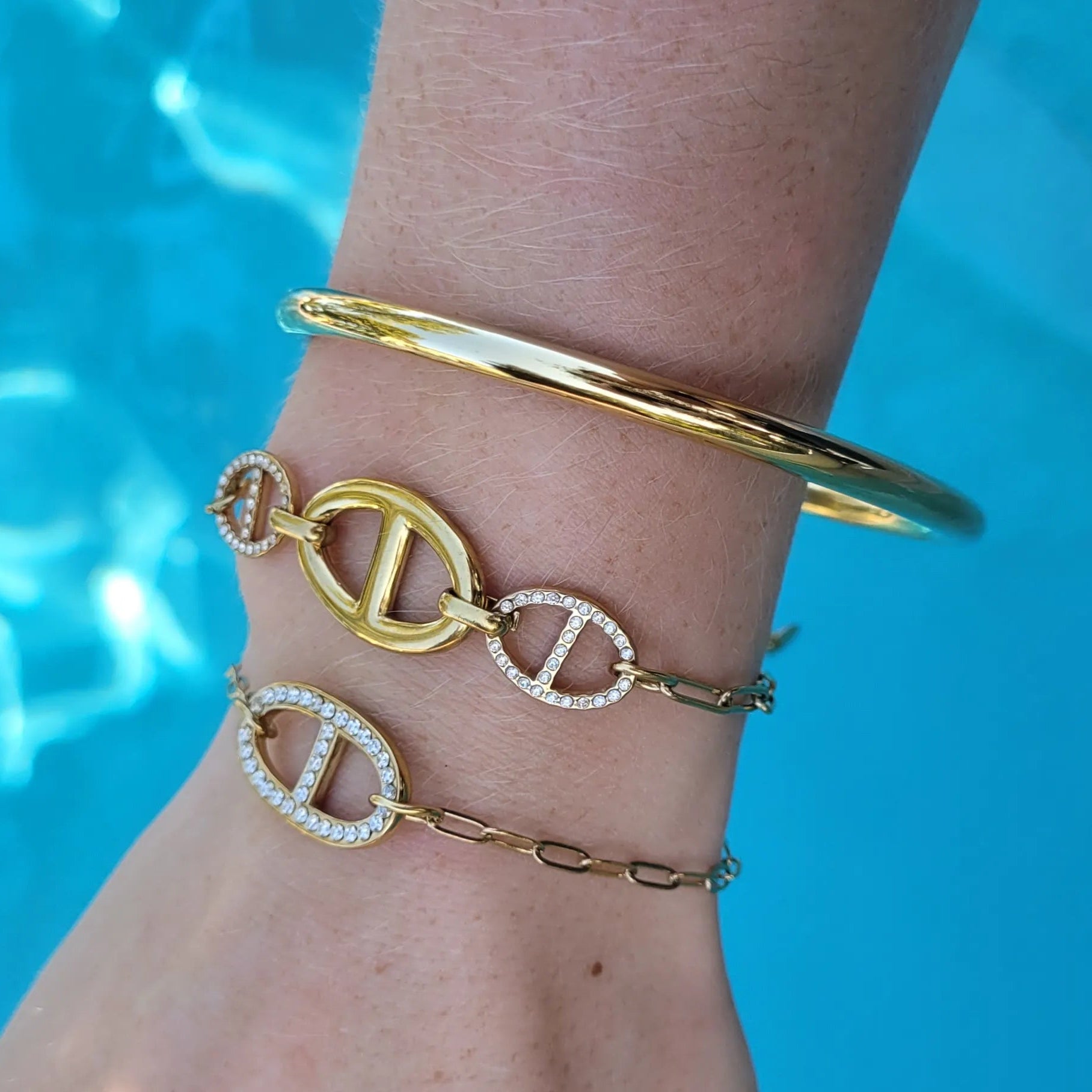 jonc femme Pretty Fine doré, un bracelet rigide épuré