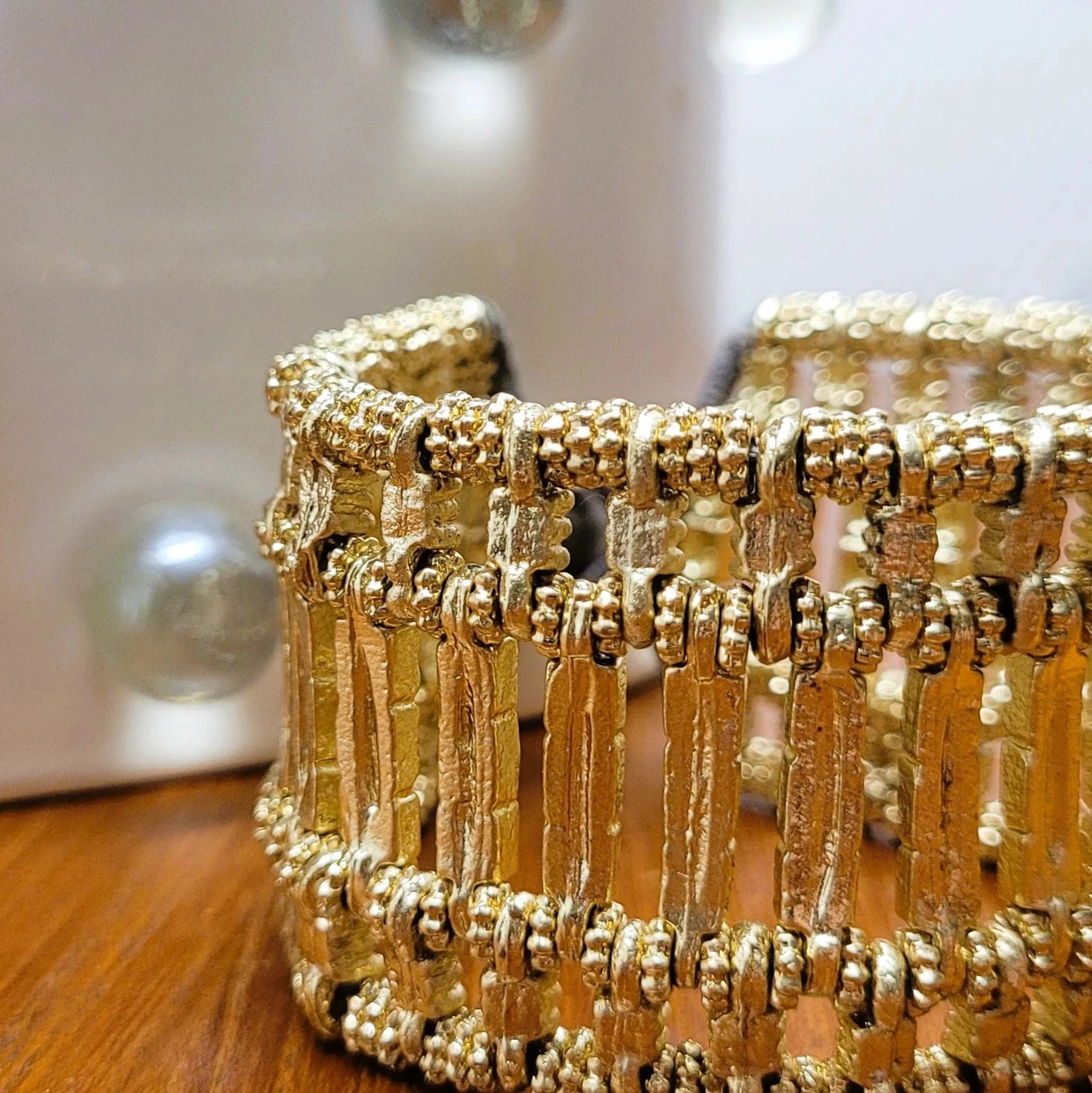 bracelet pour femme tendance en 2024 Bellone de Niiki Paris en laiton doré