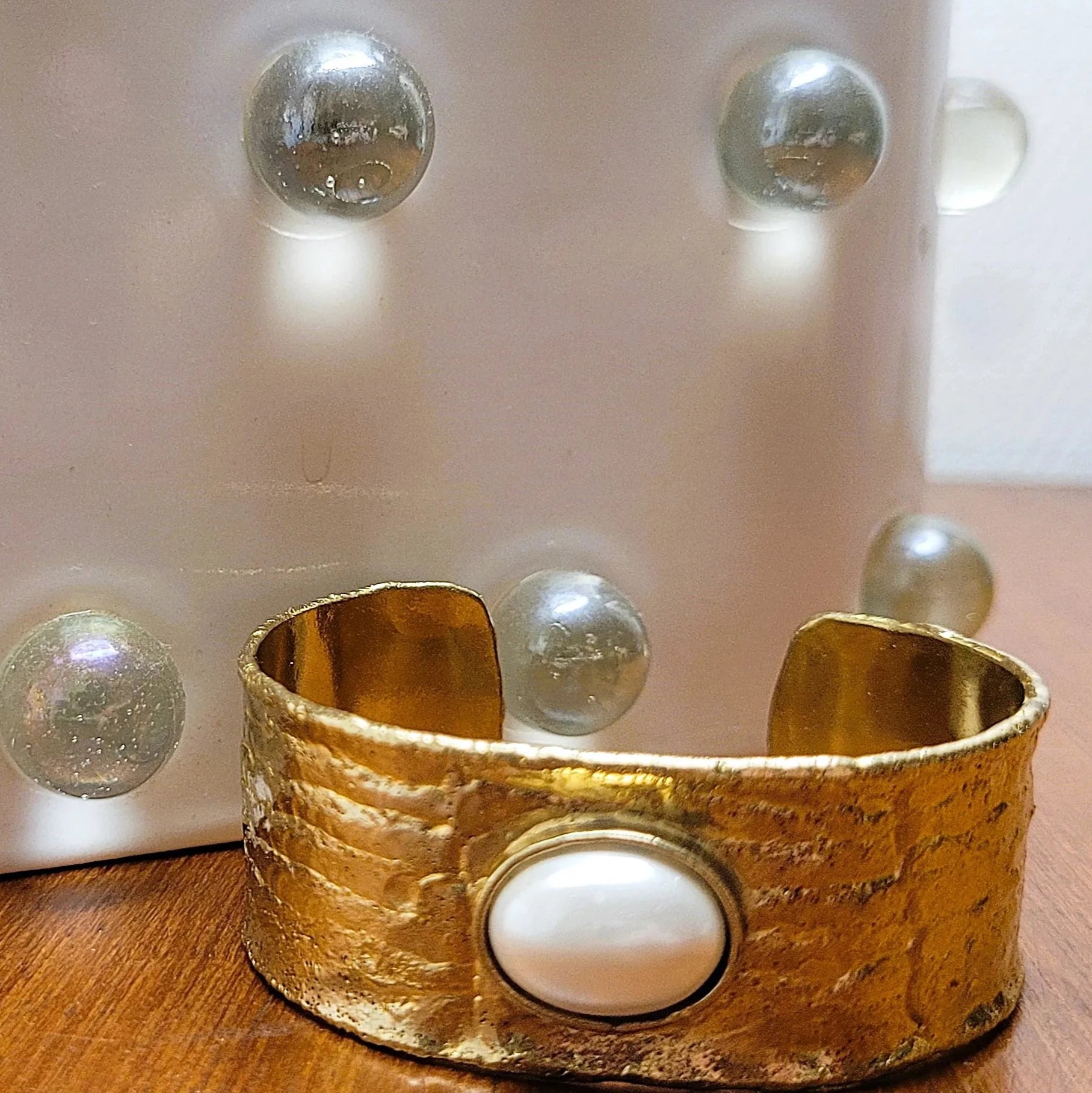 bracelet tendance en 2024 Niiki Paris Devotion Pearl ajustable